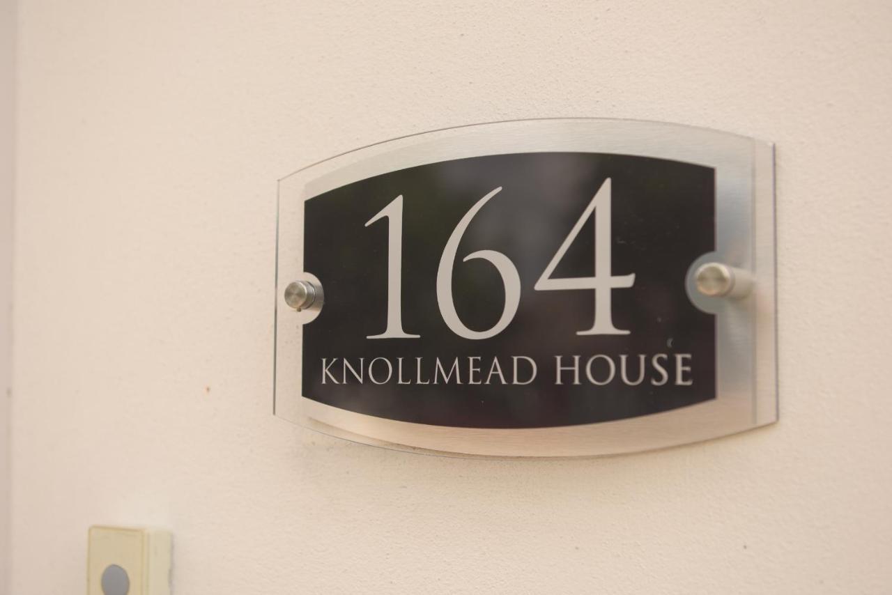 SurbitonKnollmead House别墅 外观 照片